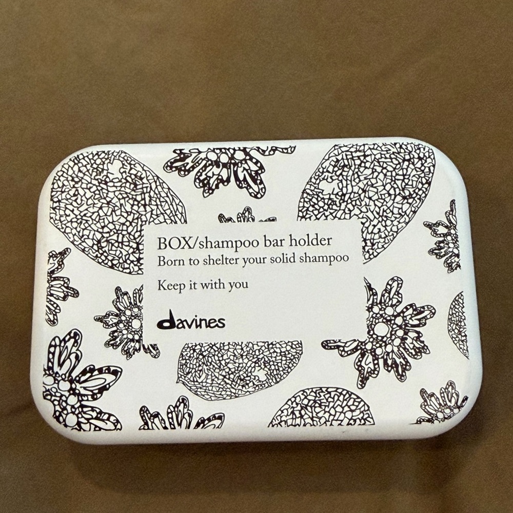 Davines bar shampoo and body wash plus holder